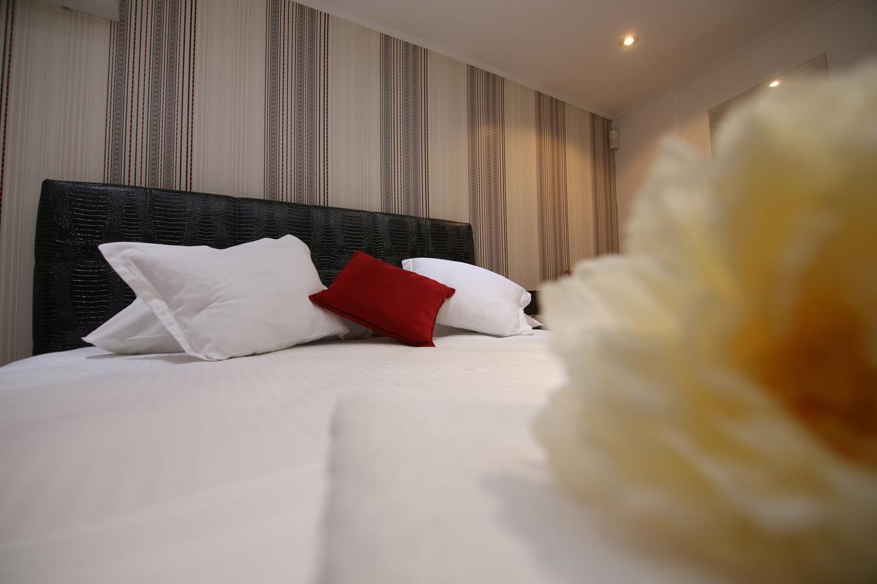 Motel One Sarajevo Bagian luar foto